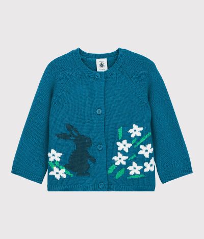 Cardigan en tricot bébé.