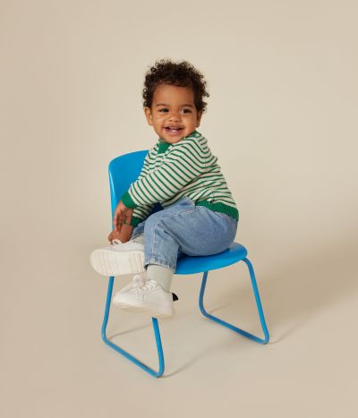 Pull en tricot de laine et coton bébé