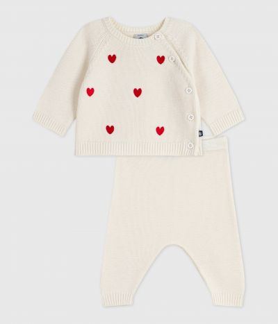Ensemble 2 pièces bébé en tricot et cœurs brodés