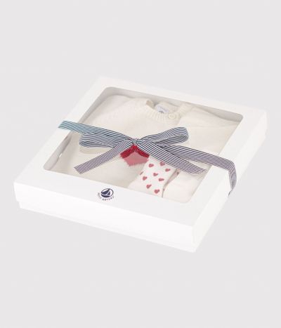 Coffret cadeau naissance en tricot