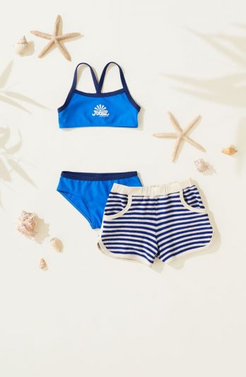 PRÊTE POUR LA PLAGE