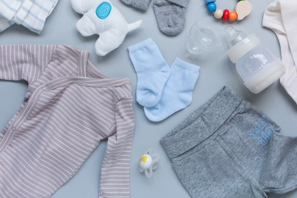 Trousseau de naissance : la checklist indispensable pour le jour J